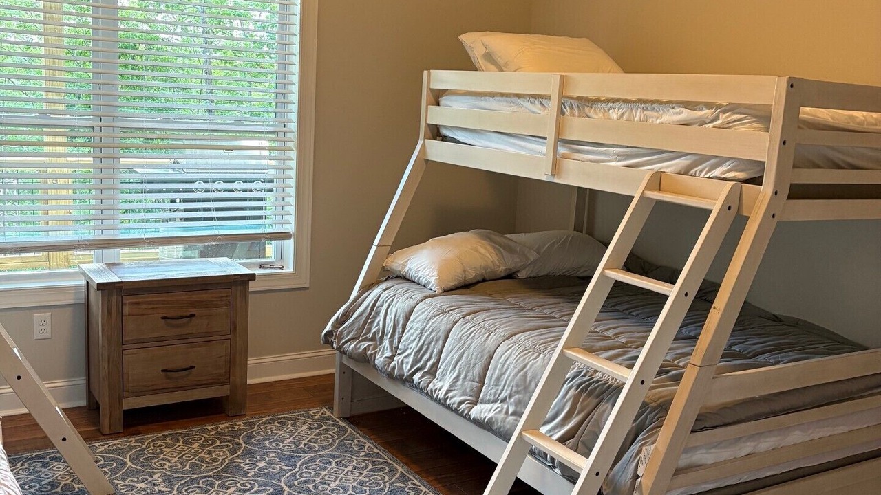 Photo of Bedroom in Nebo