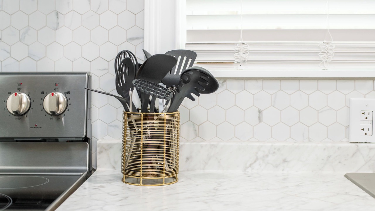 Photo of Kitchen in West Suburb
