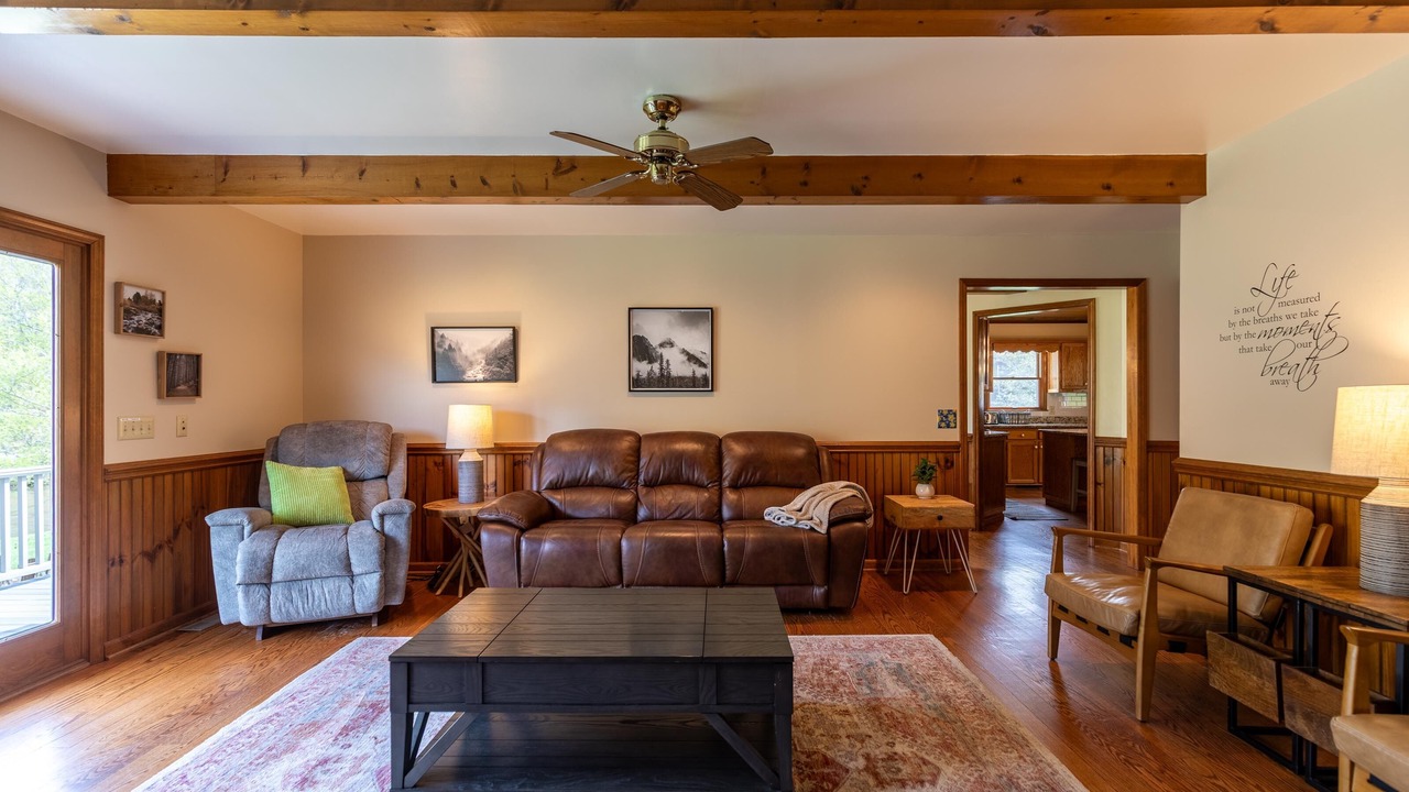 Photo of Livingroom in Jefferson