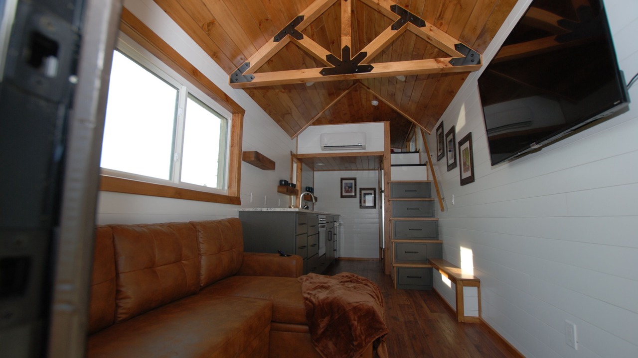 Photo of Livingroom in Milford