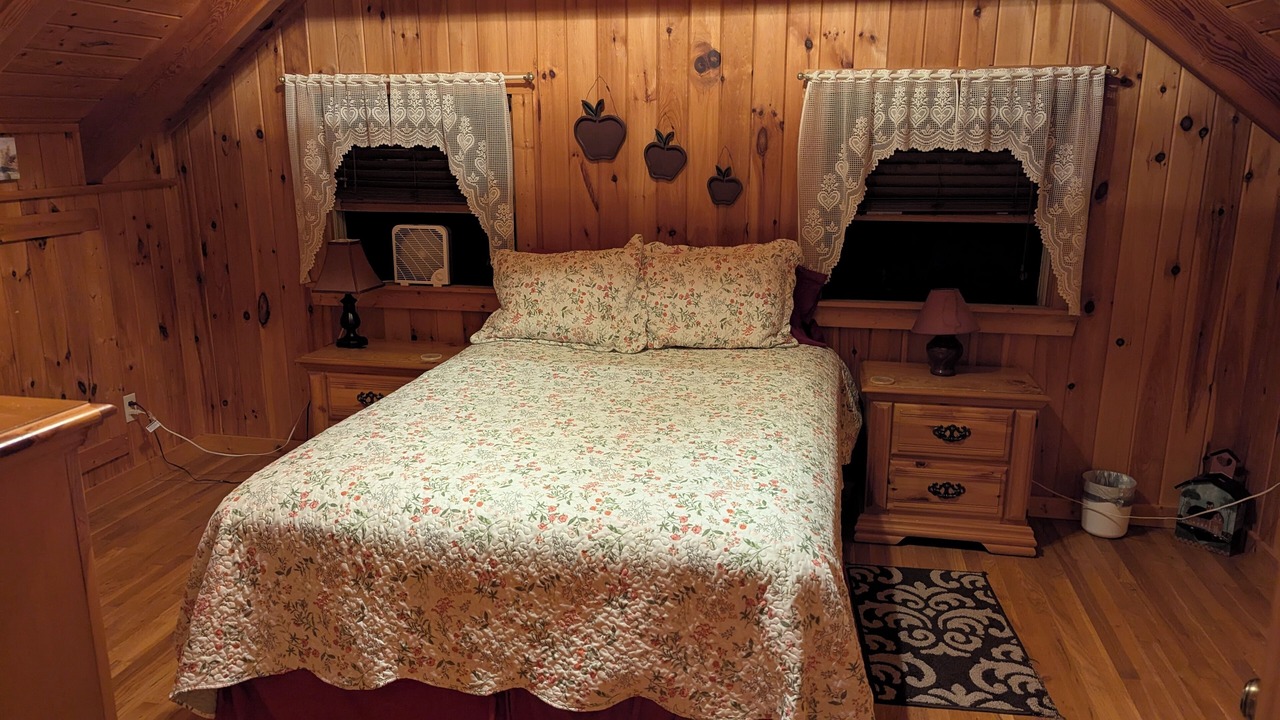 Photo of Bedroom in Todd