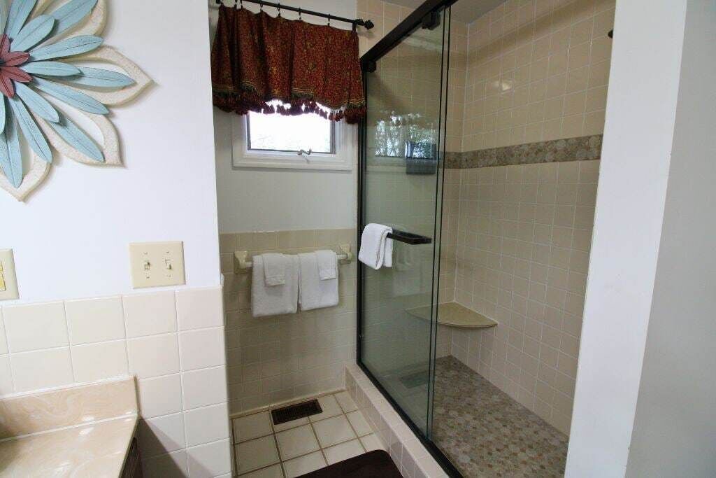 Photo of Bathroom in Lake Lure