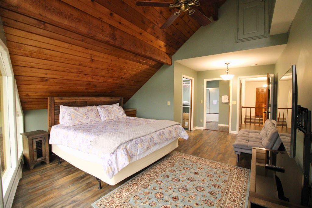 Photo of Bedroom in Lake Lure