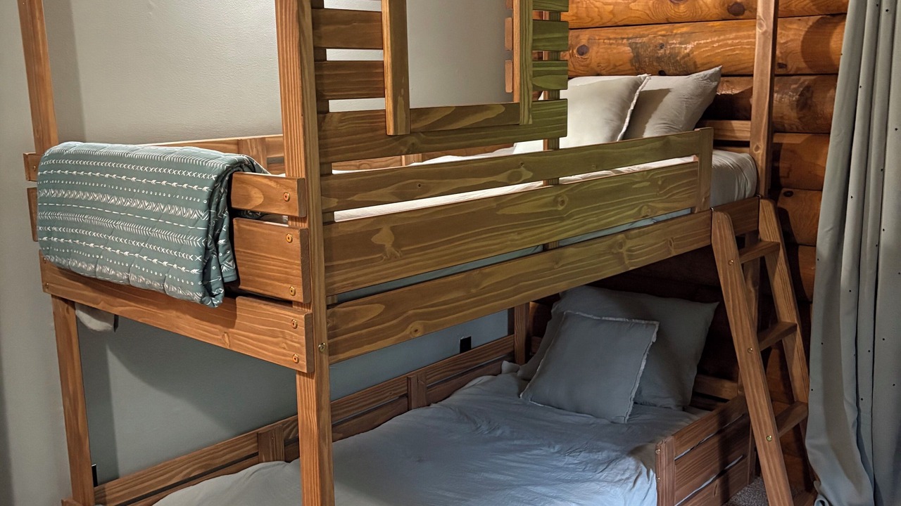 Photo of Bedroom in Campton