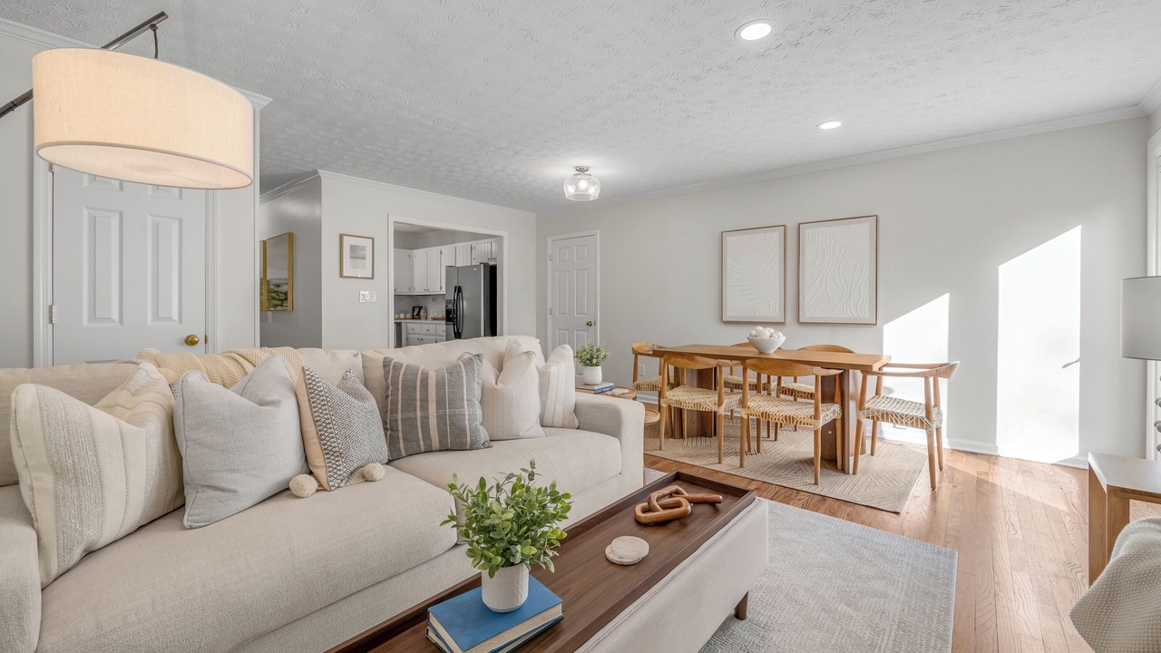 Photo of Livingroom in Lexington