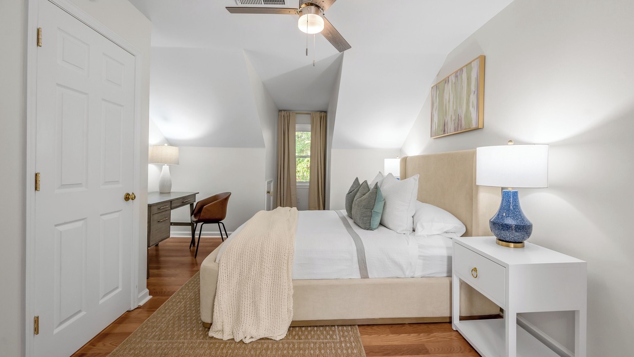 Photo of Bedroom in Lexington
