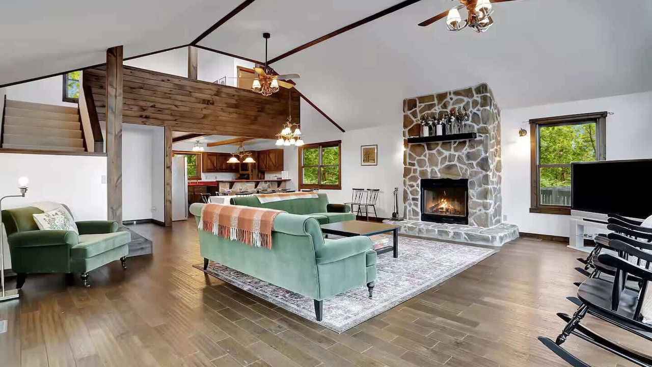 Photo of Livingroom in Berkeley Springs