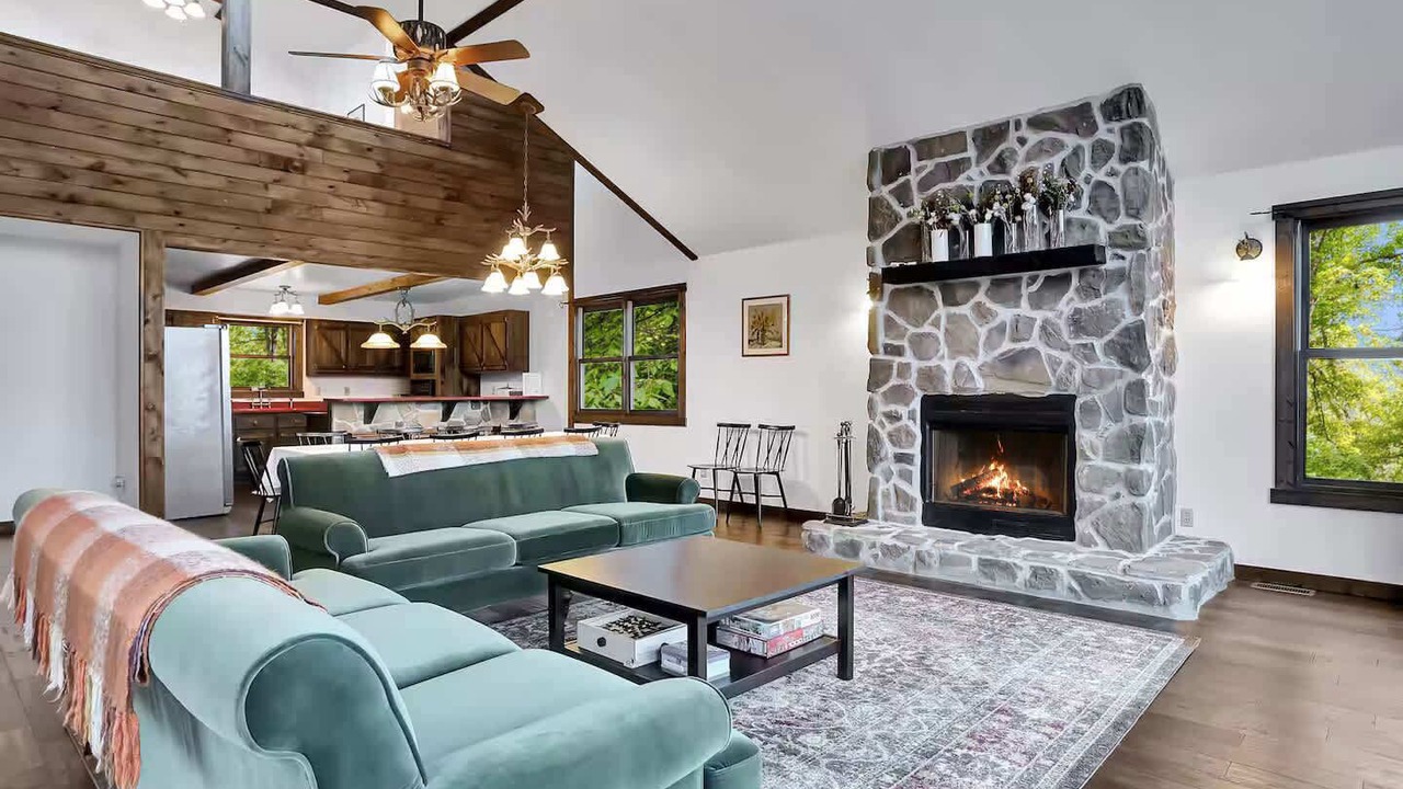 Photo of Livingroom in Berkeley Springs