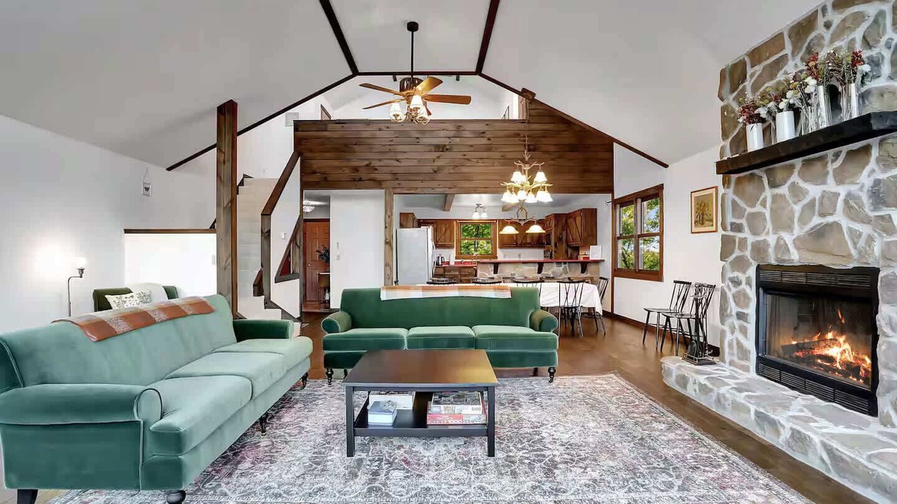 Photo of Livingroom in Berkeley Springs