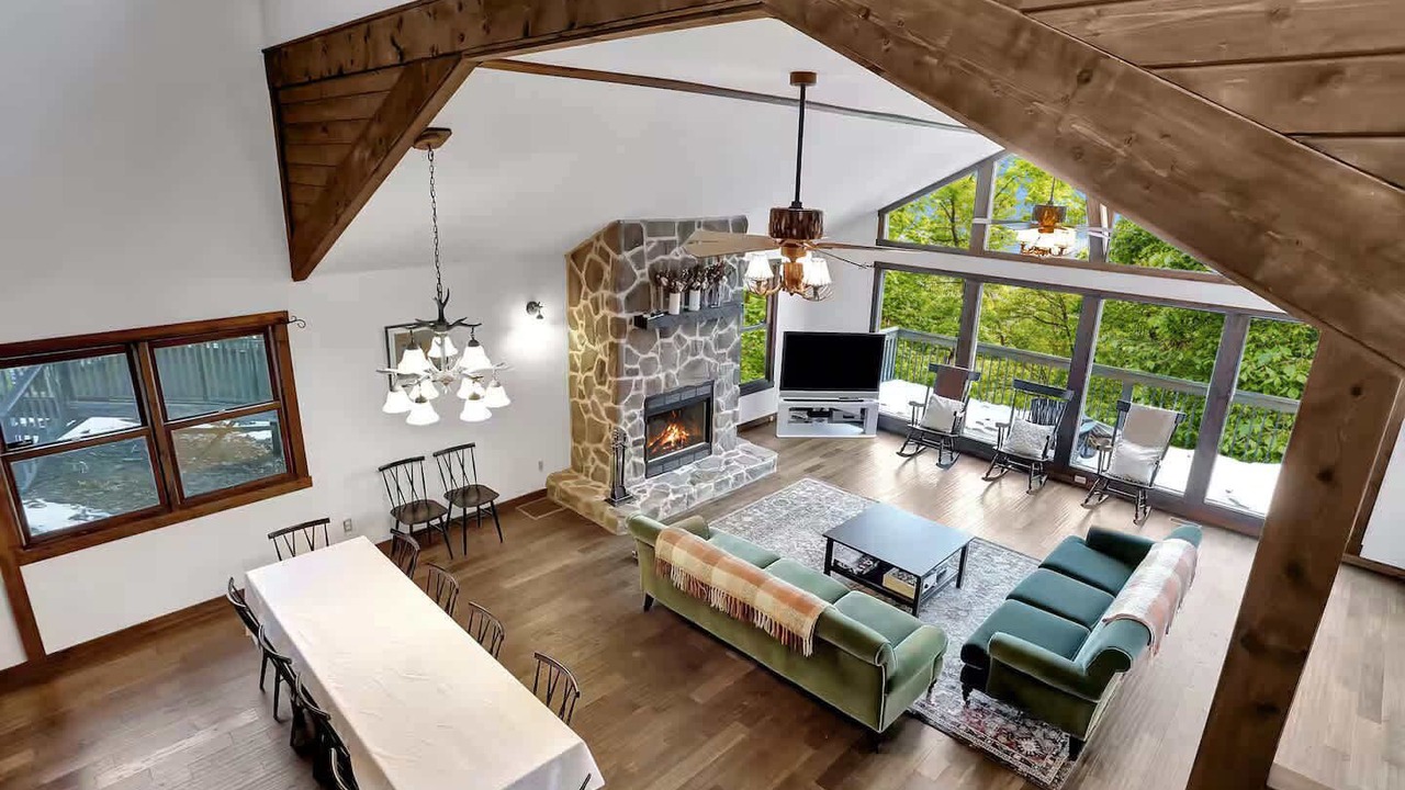Photo of Livingroom in Berkeley Springs