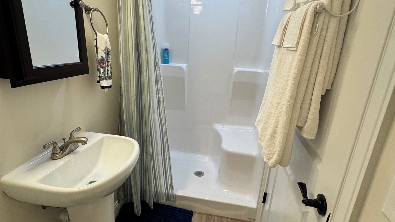 Photo of Bathroom in De Mossville