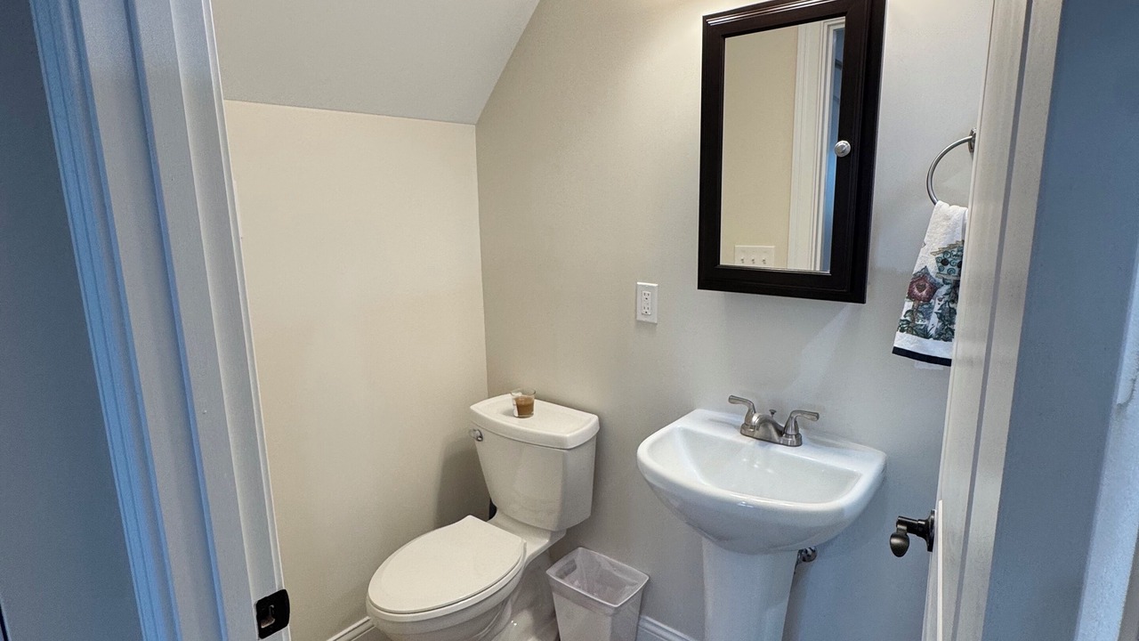 Photo of Bathroom in De Mossville