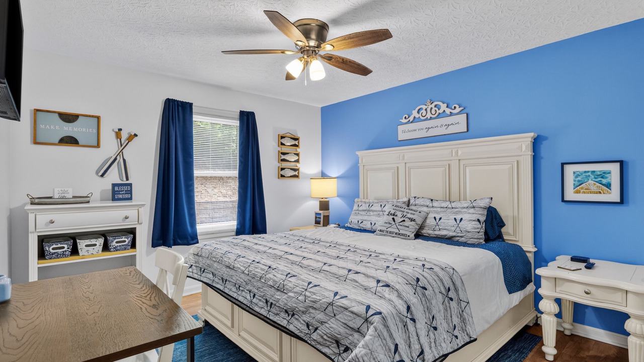 Photo of Bedroom in Crittenden