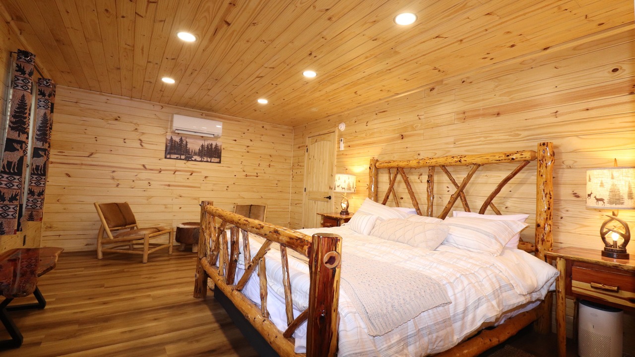 Photo of Bedroom in Newland