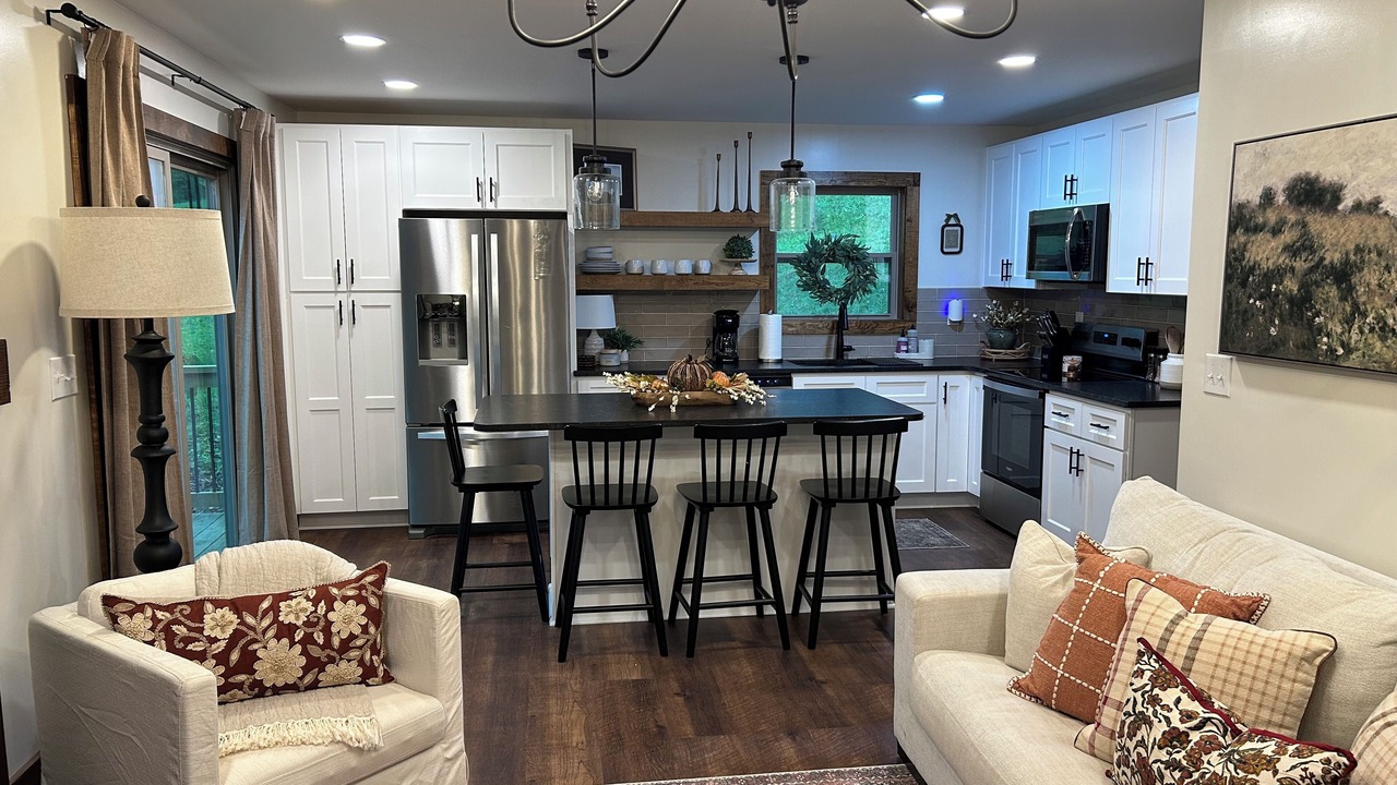 Photo of Livingroom in Boone