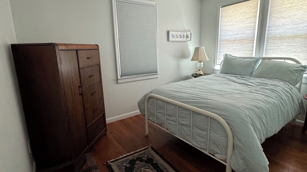 Photo of Bedroom in Woodfin