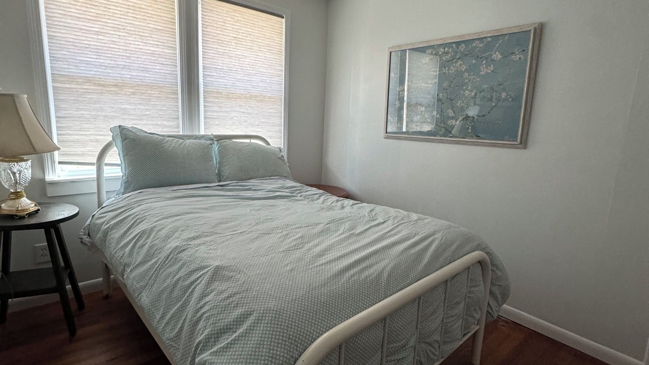 Photo of Bedroom in Woodfin
