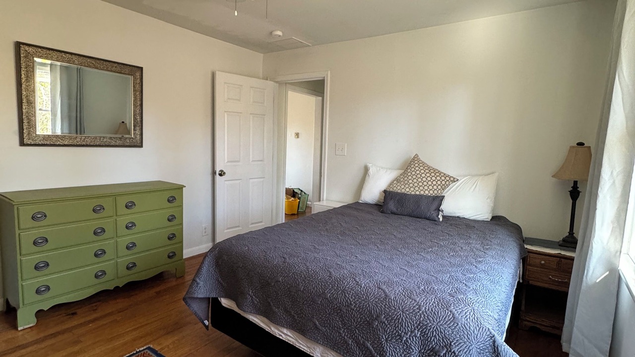 Photo of Bedroom in Woodfin