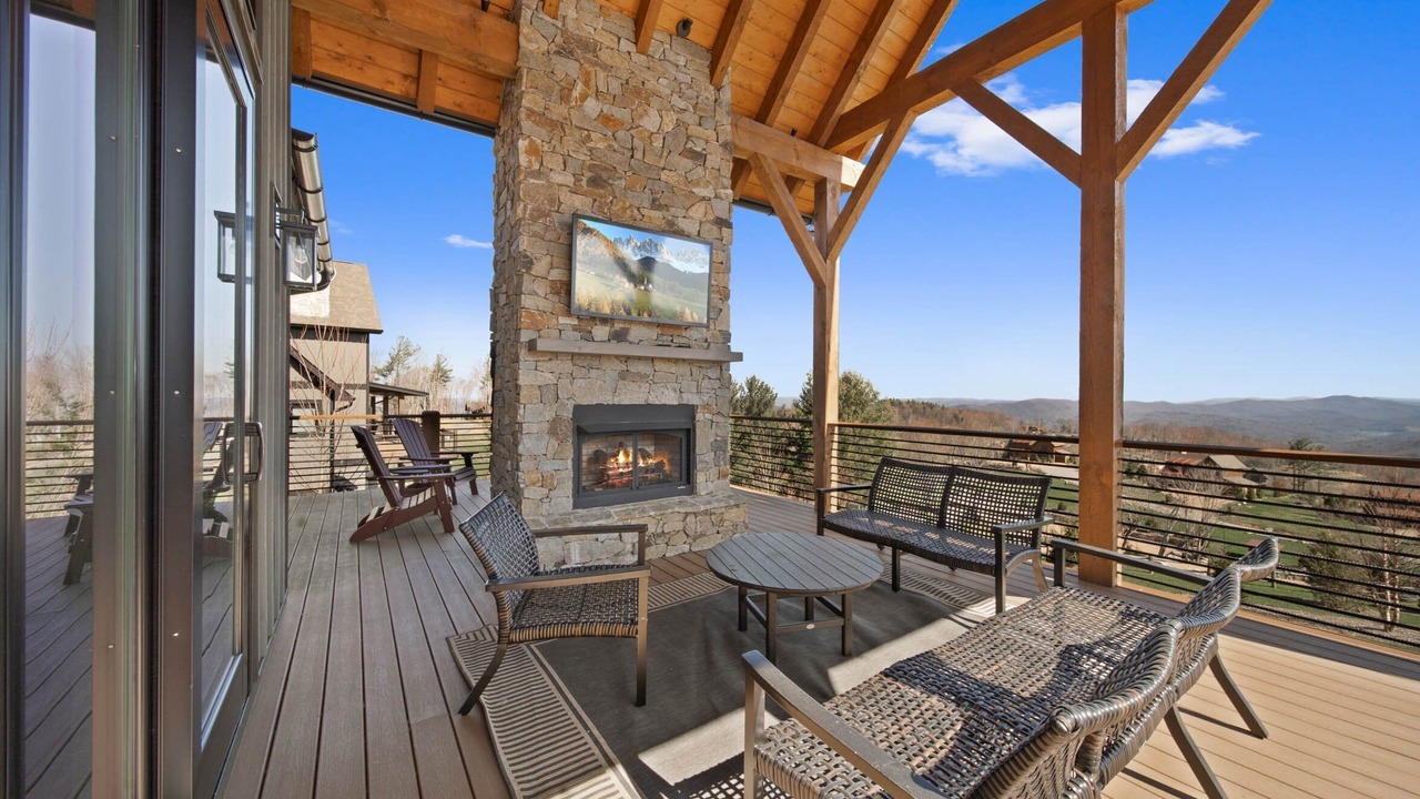 Photo of Livingroom in Elk Park