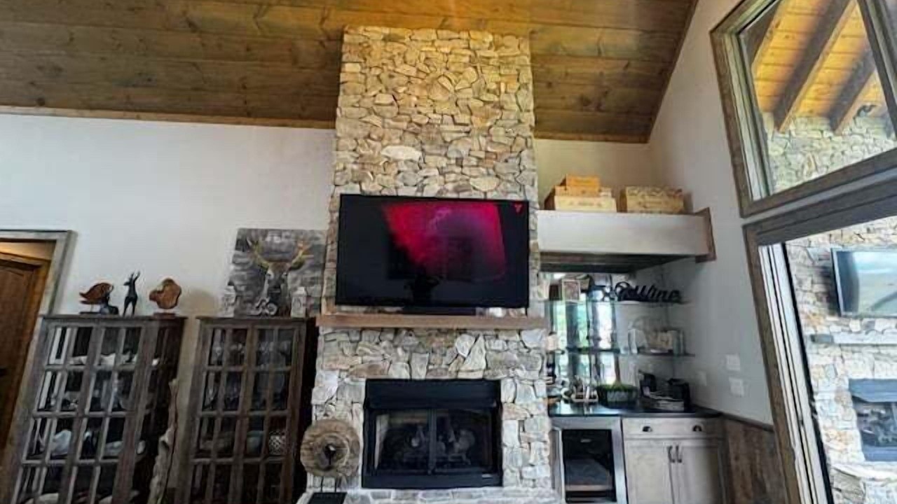 Photo of Livingroom in Elk Park