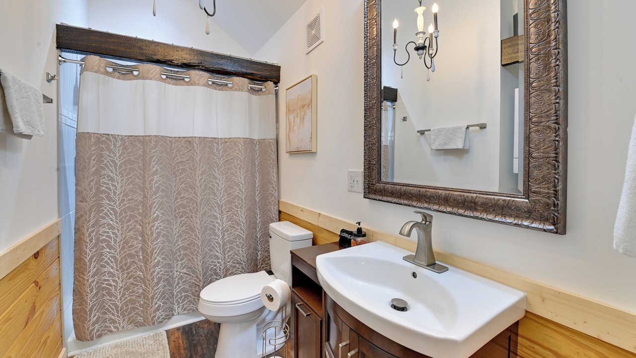 Photo of Bathroom in Frenchburg