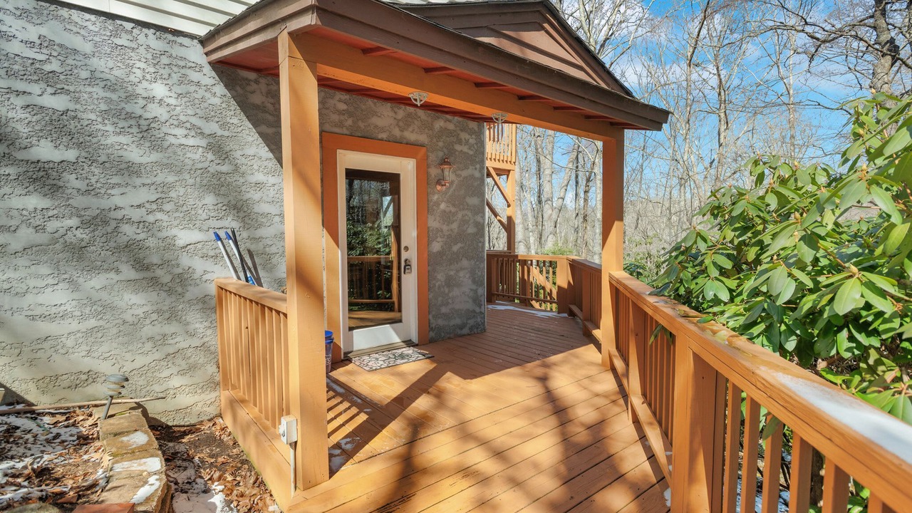 Photo of Patio Balcony in Newland