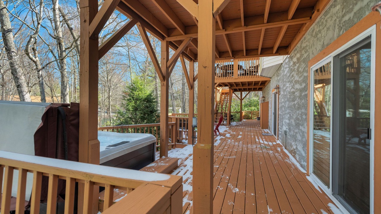 Photo of Patio Balcony in Newland