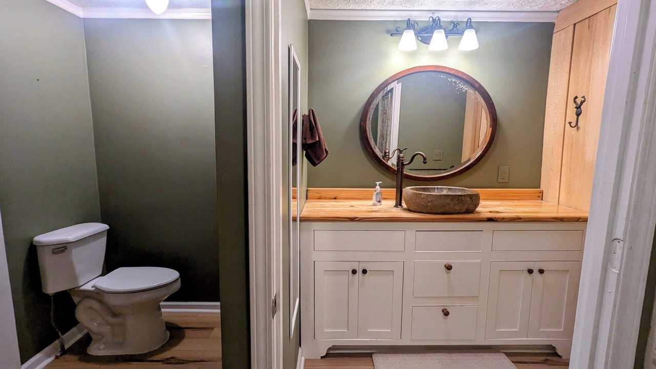 Photo of Bathroom in Transylvania County