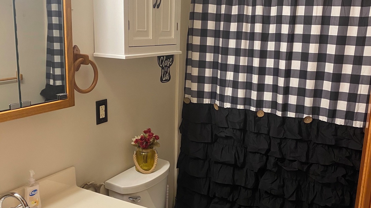 Photo of Bathroom in Hillsboro