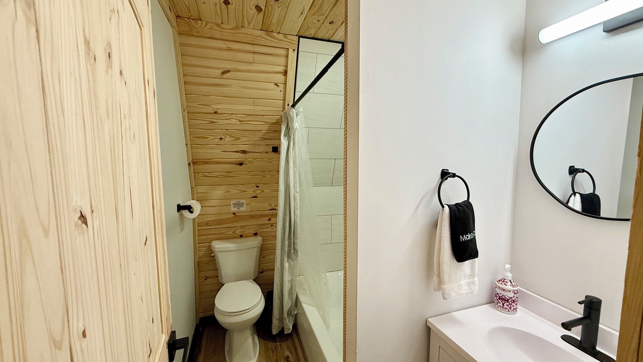 Photo of Bathroom in Stanton