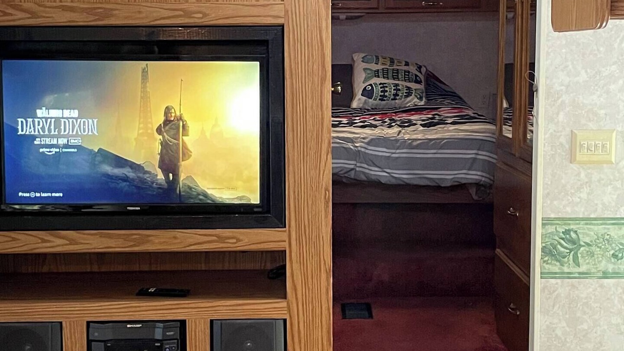 Photo of Bedroom in Roan Mountain