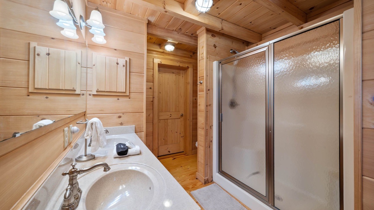 Photo of Bathroom in Linville