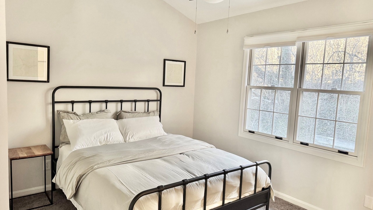Photo of Bedroom in Columbia-Tusculum