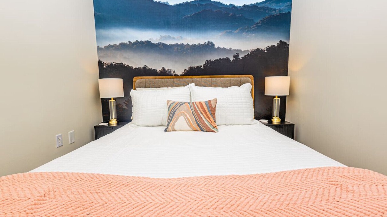 Photo of Bedroom in Downtown Knoxville