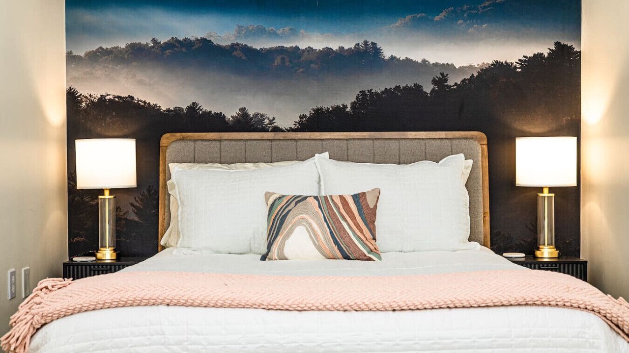 Photo of Bedroom in Downtown Knoxville