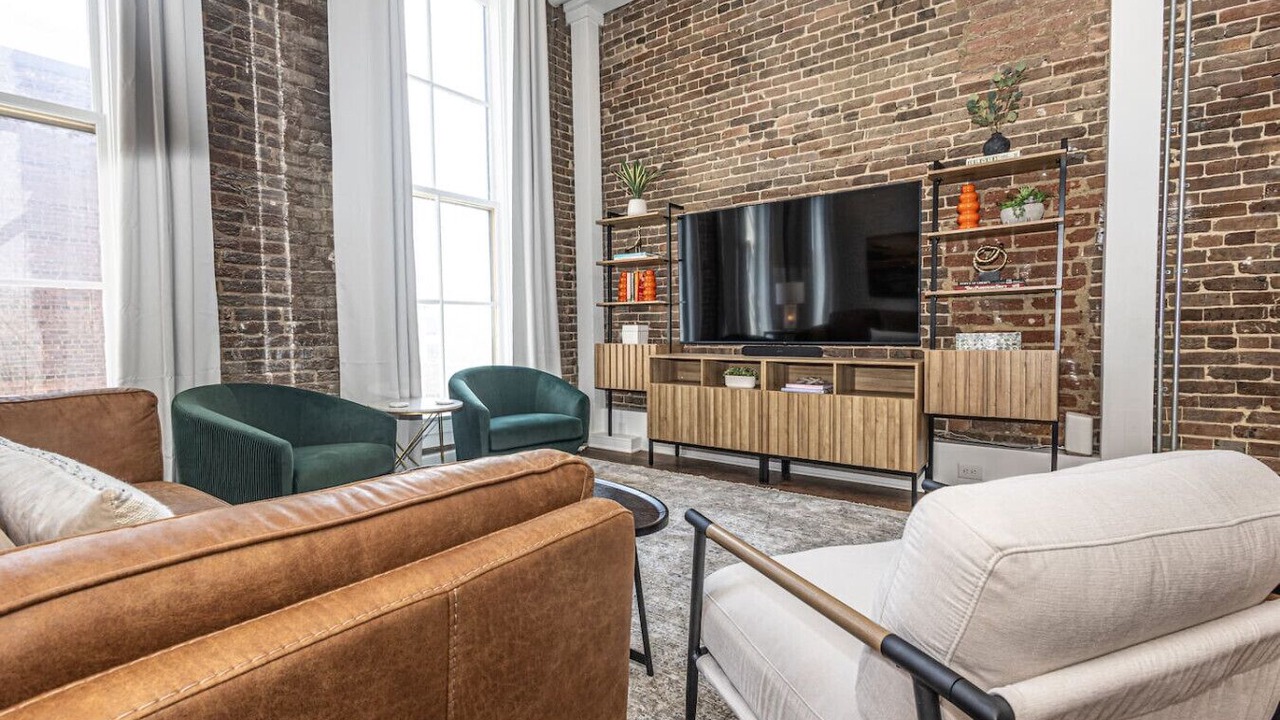 Photo of Livingroom in Downtown Knoxville