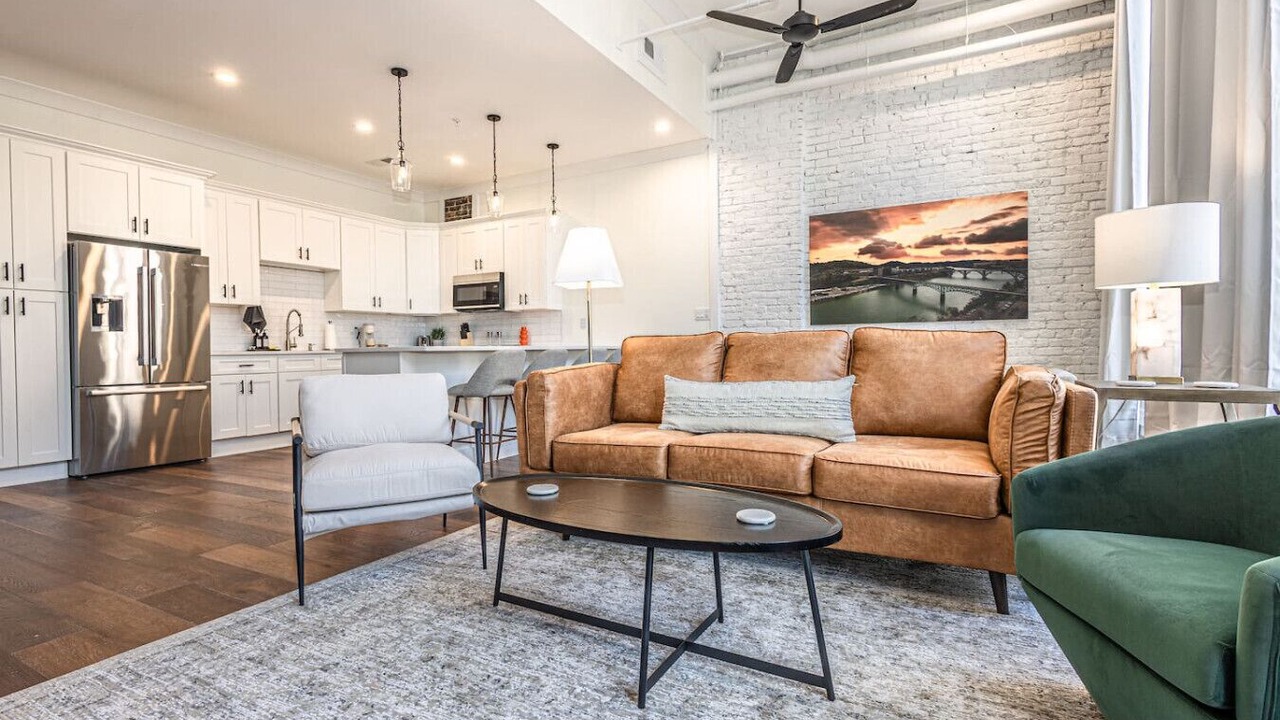 Photo of Livingroom in Downtown Knoxville