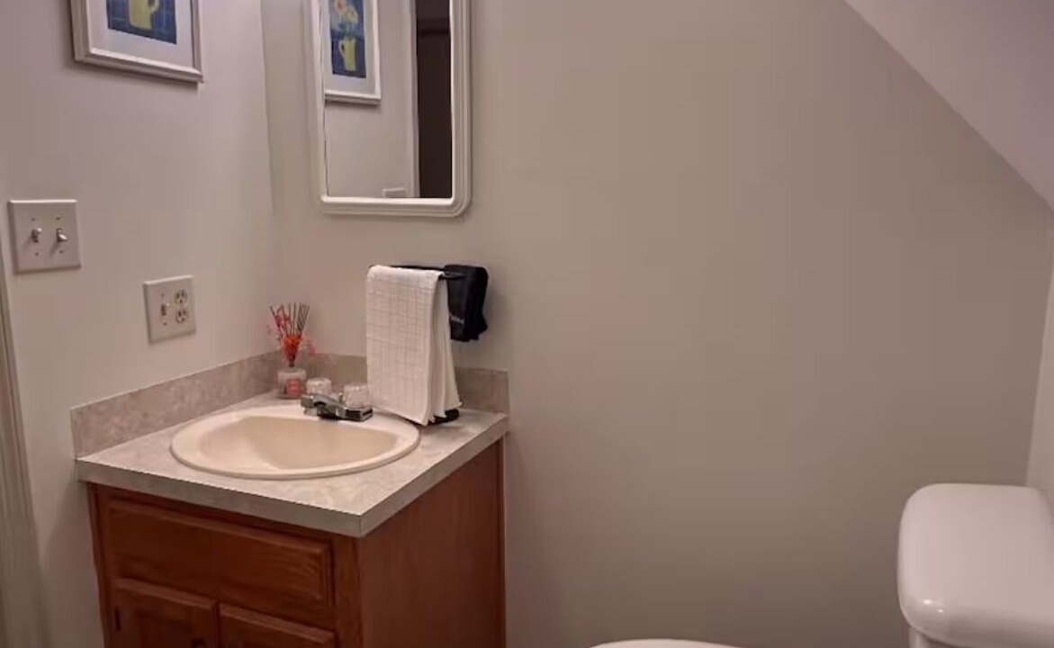 Photo of Bathroom in Mountain City