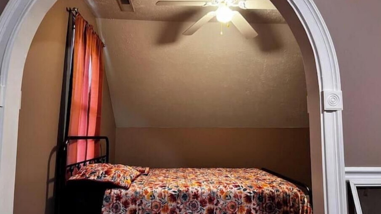 Photo of Bedroom in Delbarton