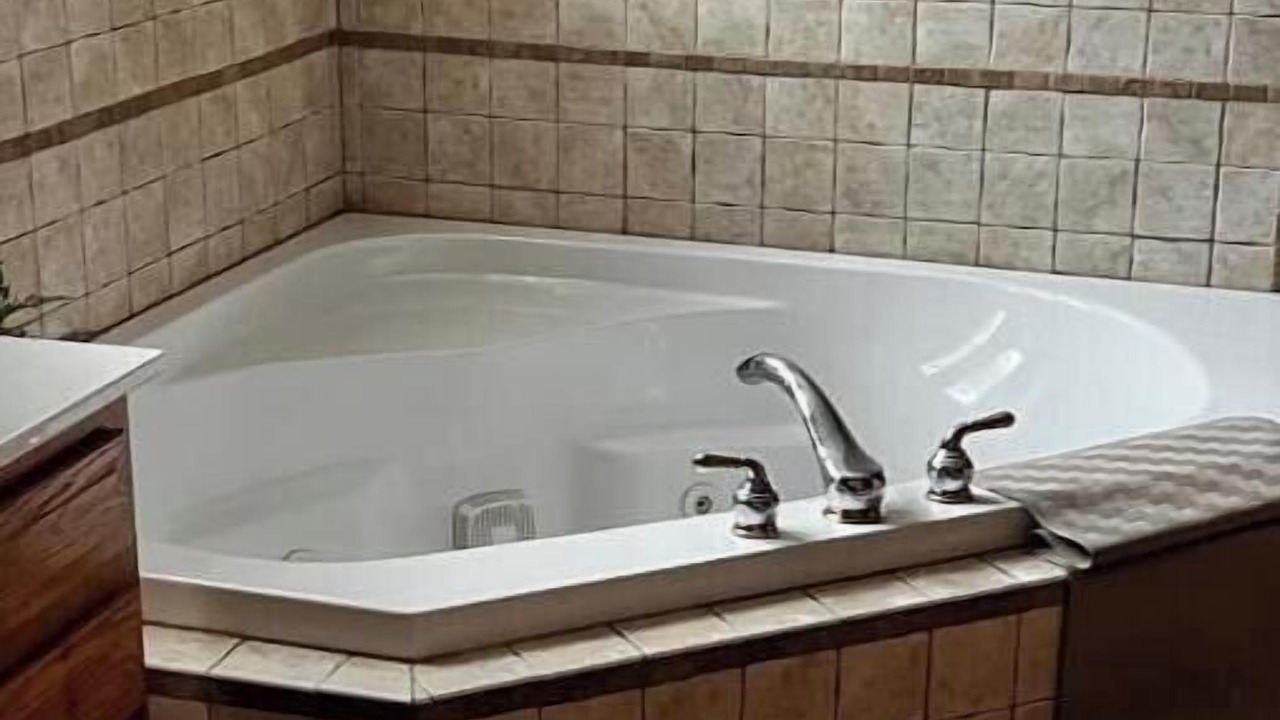 Photo of Bathroom in Delbarton