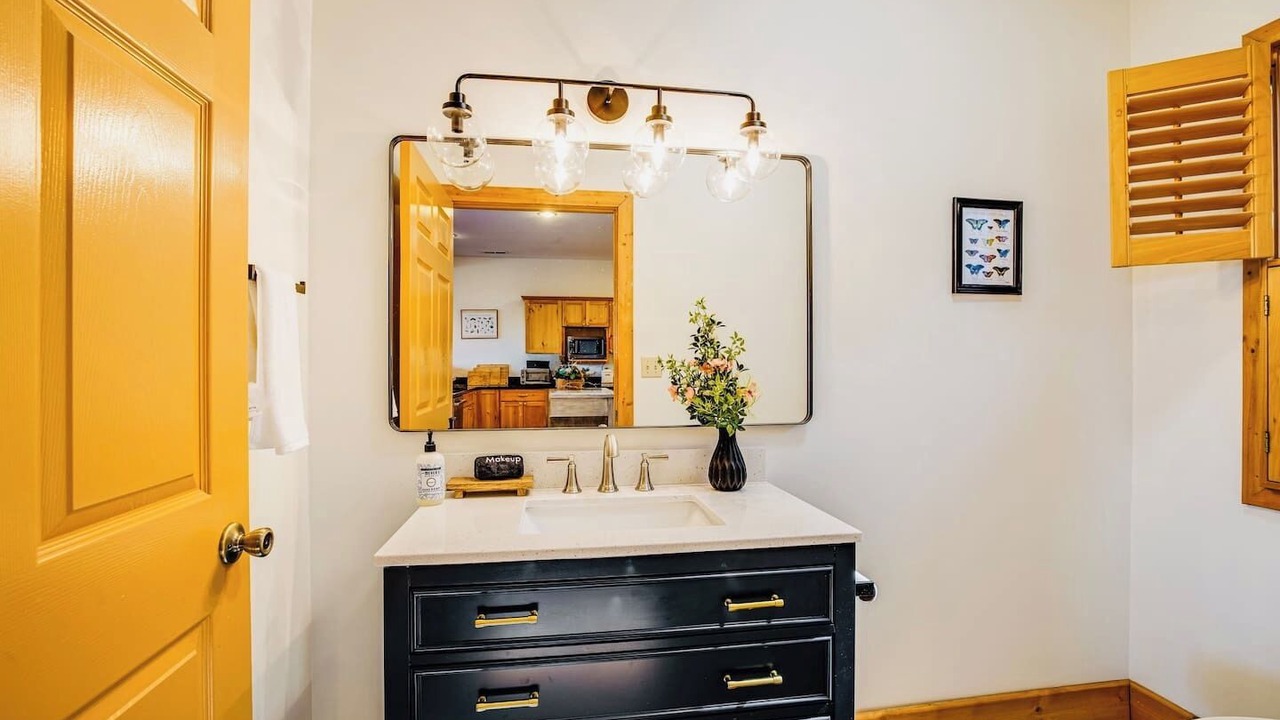 Photo of Bathroom in Wolf Laurel