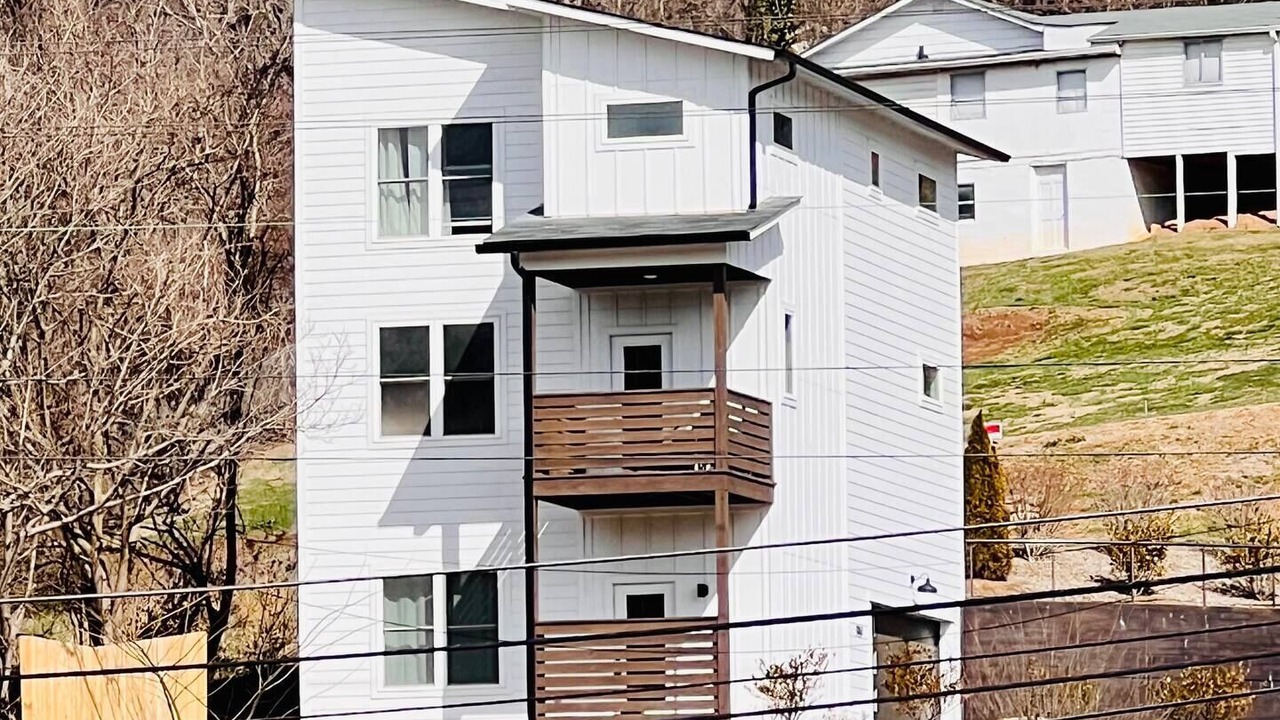 Photo of Patio Balcony in Woodfin