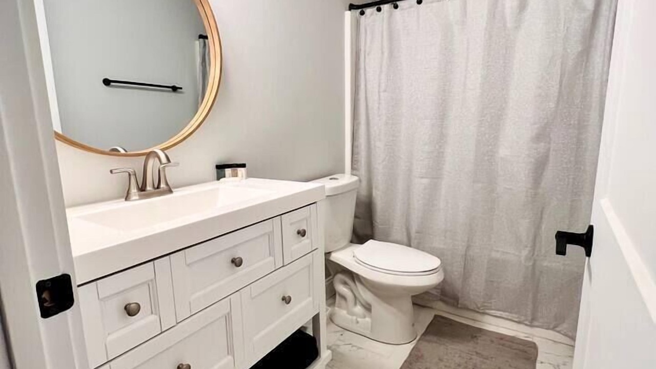 Photo of Bathroom in Woodfin