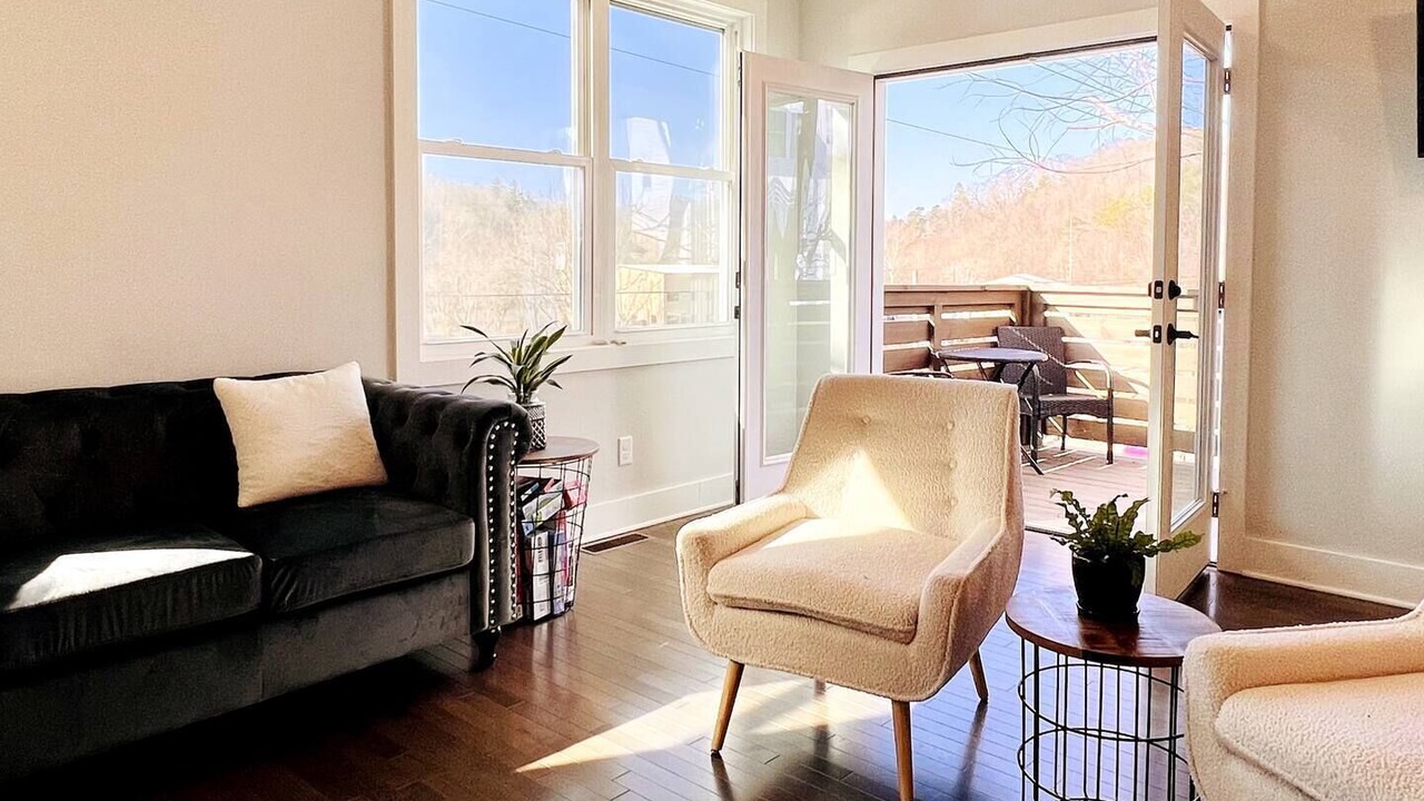 Photo of Patio Balcony in Woodfin