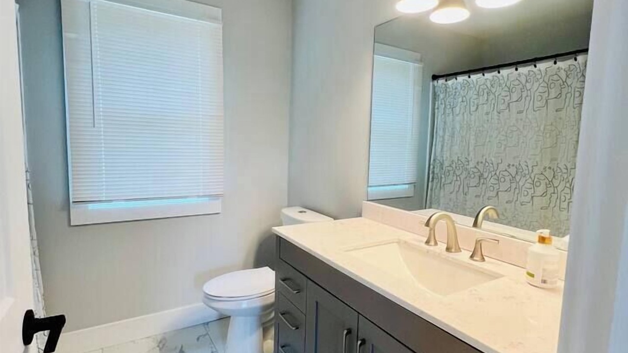Photo of Bathroom in Woodfin