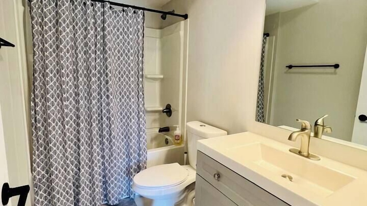 Photo of Bathroom in Woodfin