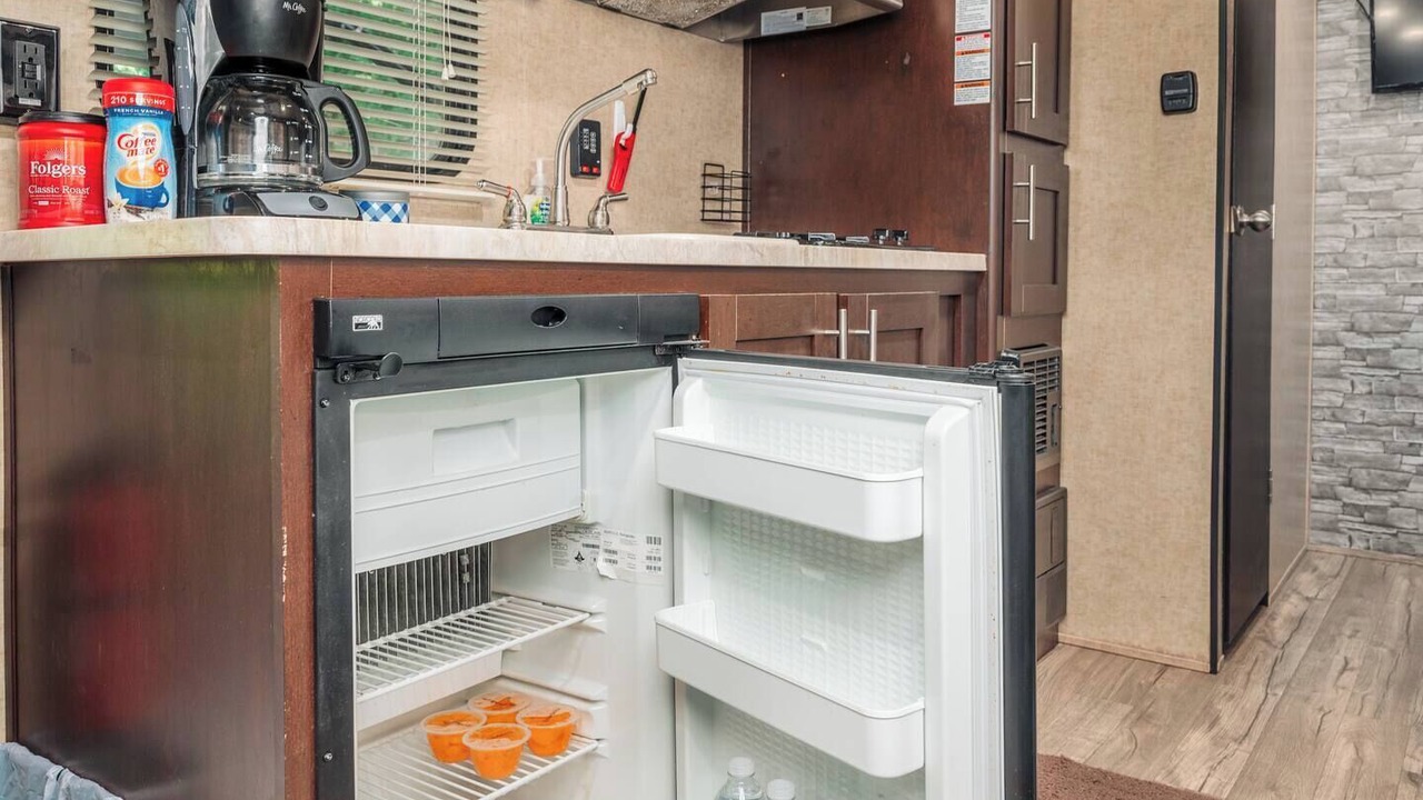 Photo of Kitchen in Roan Mountain