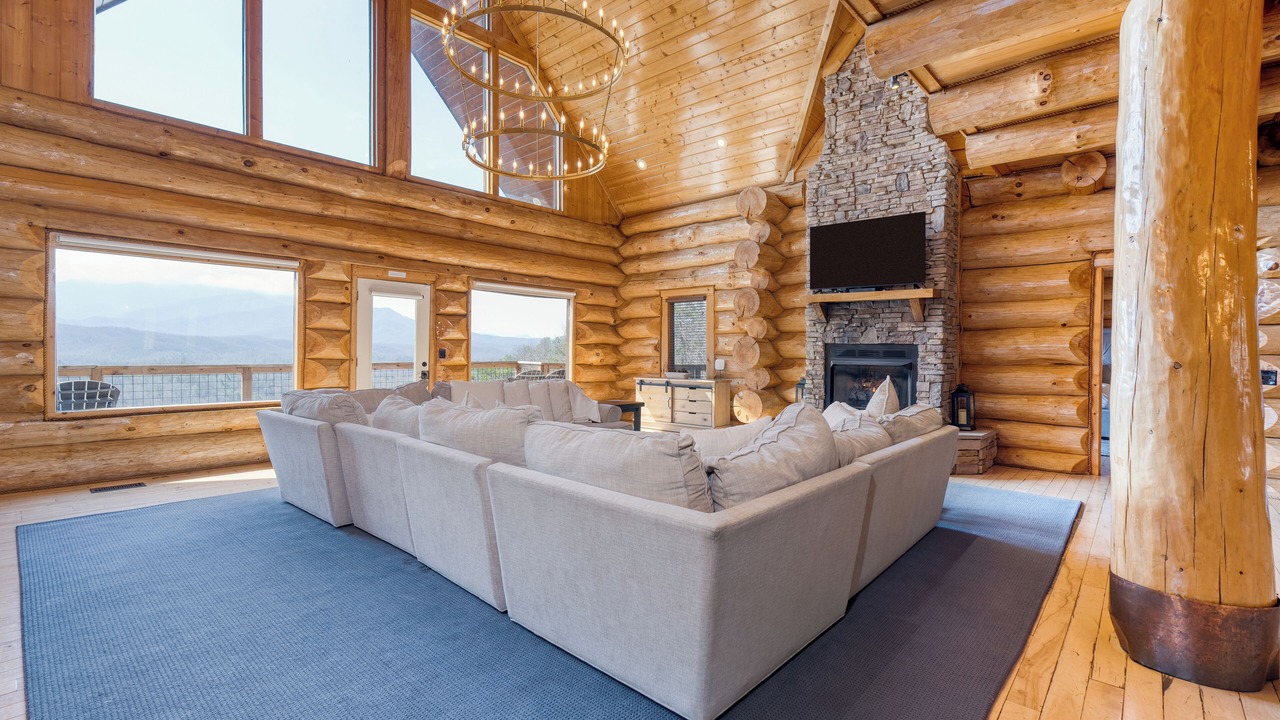 Photo of Livingroom in Pittman Center