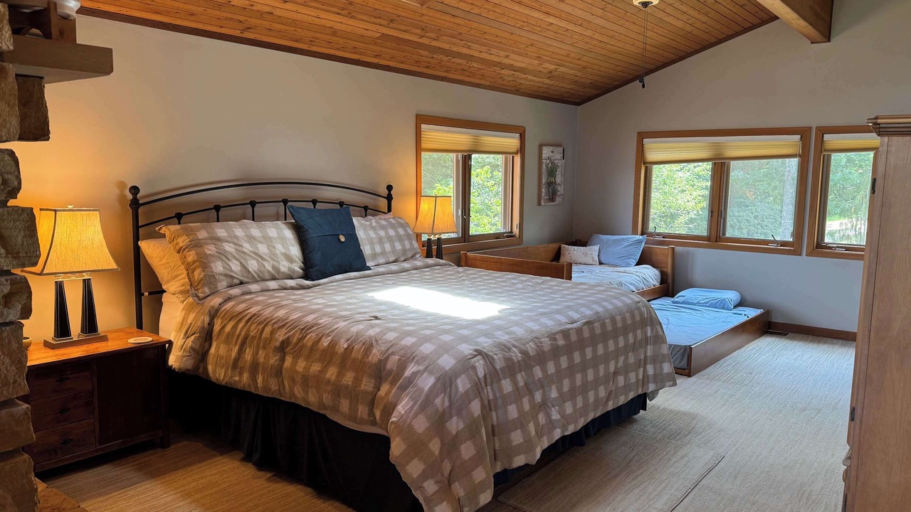 Photo of Bedroom in Rising Sun