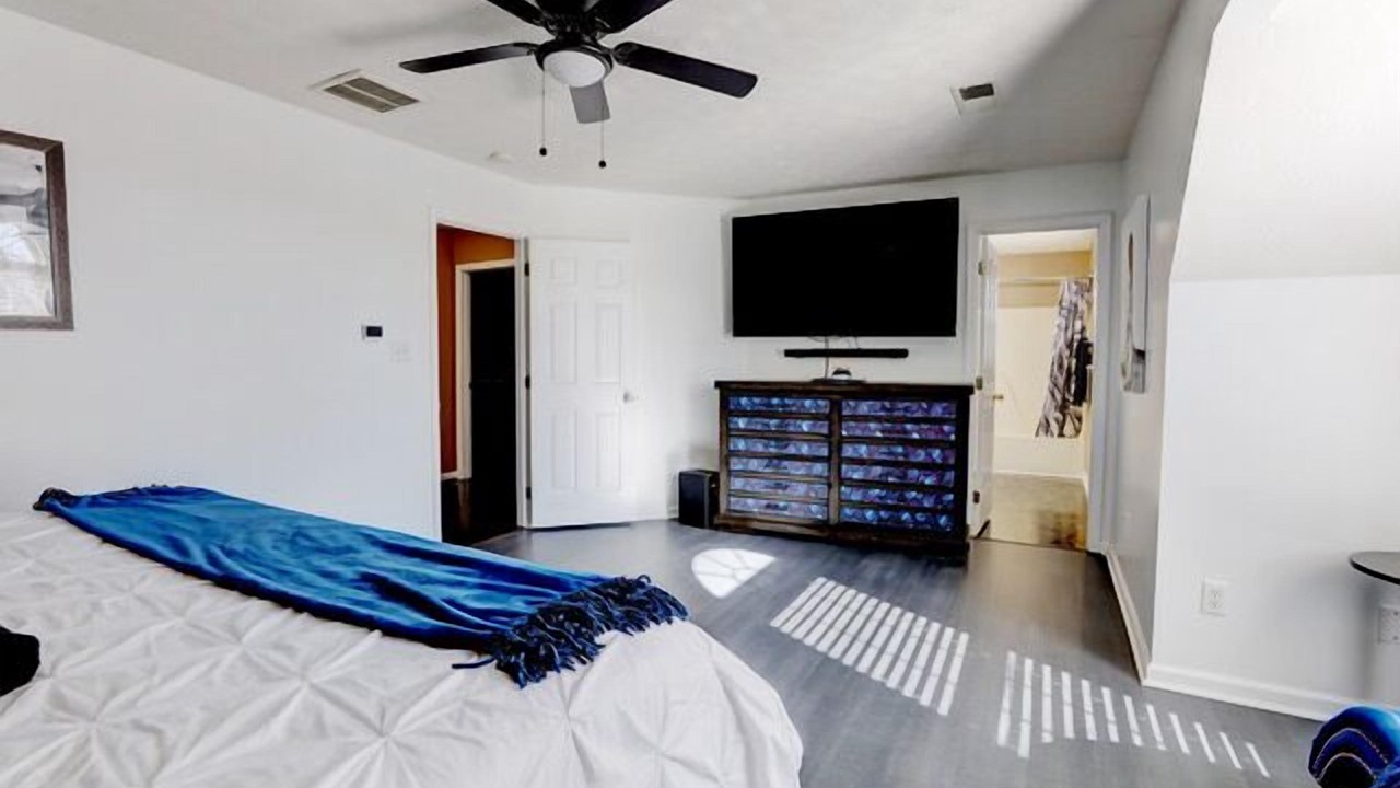 Photo of Bedroom in Lexington
